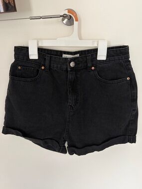 Primark Black High-Rise Rolled Hem Denim Shorts